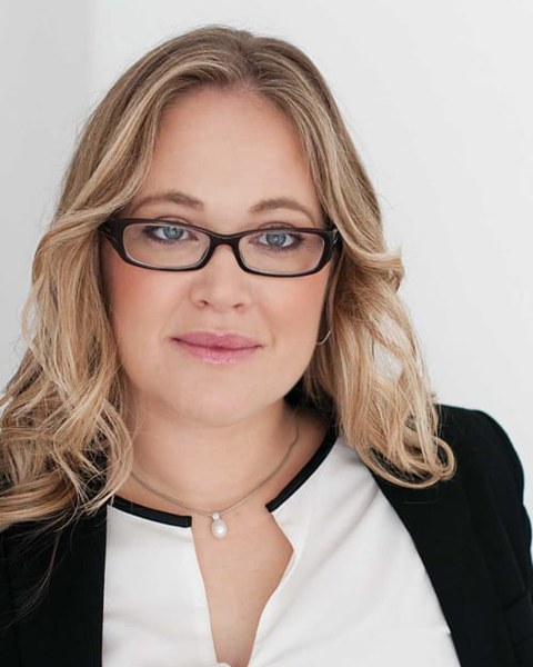 Dr Julia Crawford